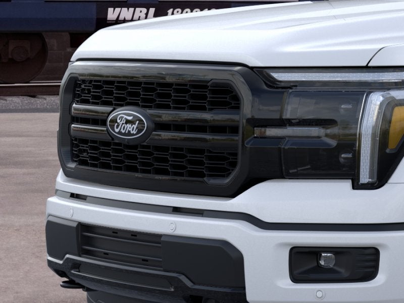 2026 Ford F-150 Lariat w/Twin Panel Roof + Pro Access Tailgate