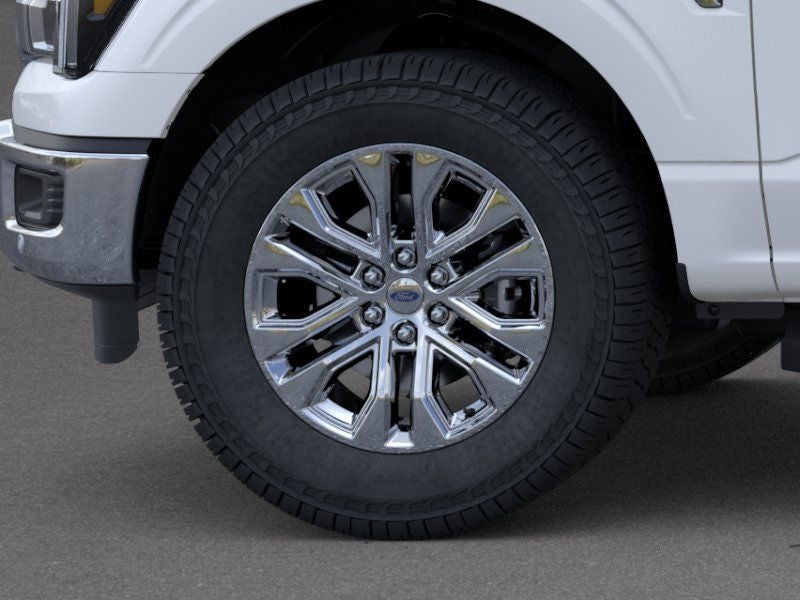 2026 Ford F-150 Lariat w/Twin Panel Roof + FX4 Pkg