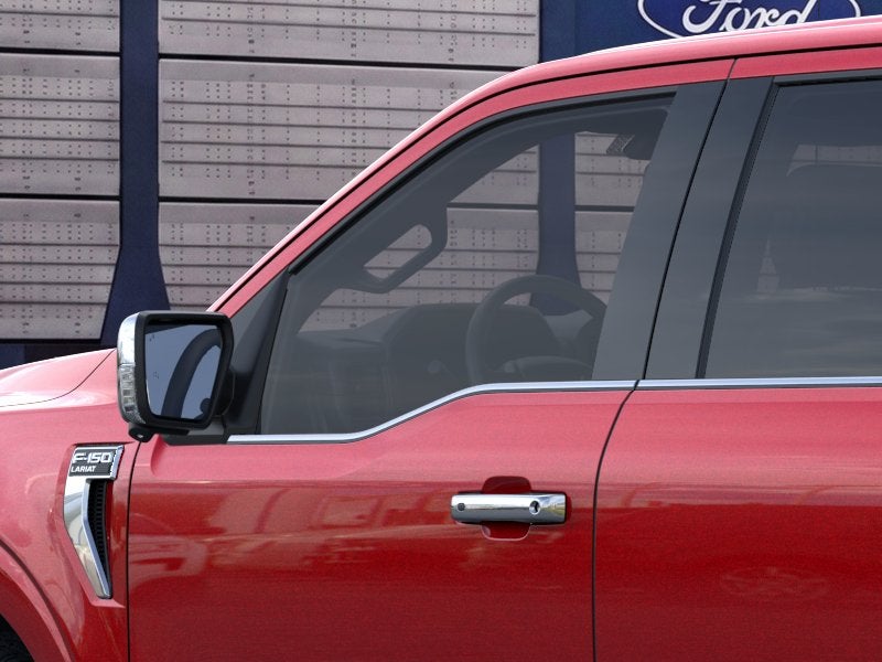 2026 Ford F-150 Lariat w/Twin Panel Roof + Pro Access Tailgate