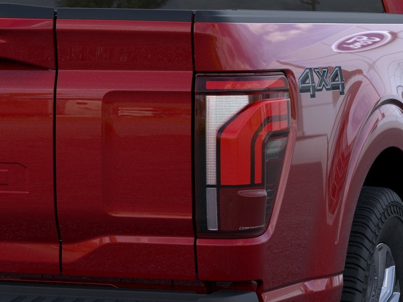 2026 Ford F-150 Lariat w/Twin Panel Roof + Pro Access Tailgate