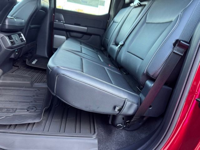 2026 Ford F-150 Lariat w/FX4 Pkg + Pro Access Tailgate