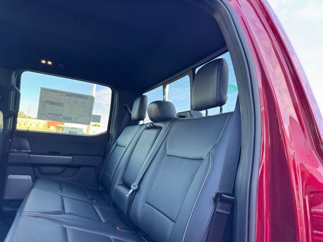 2026 Ford F-150 Lariat w/FX4 Pkg + Pro Access Tailgate