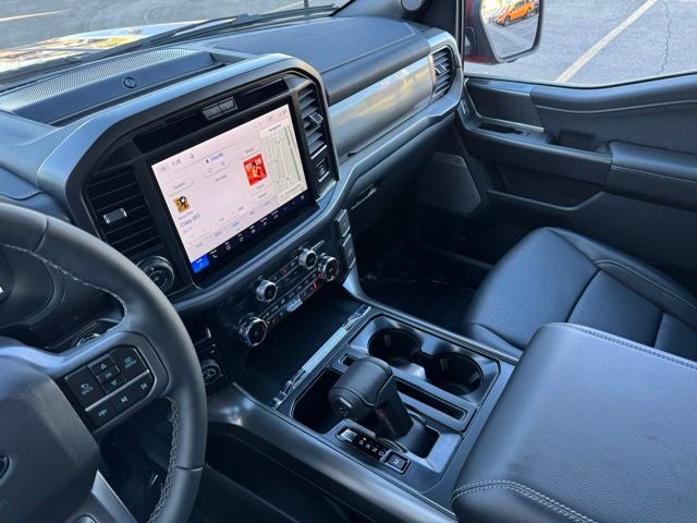2026 Ford F-150 Lariat w/FX4 Pkg + Pro Access Tailgate