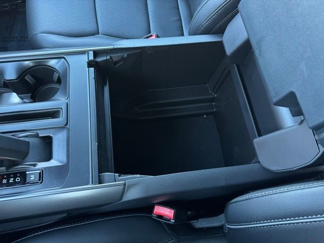 2026 Ford F-150 Lariat w/FX4 Pkg + Pro Access Tailgate