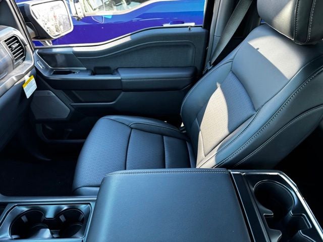 2026 Ford F-150 Lariat w/Black App Pkg