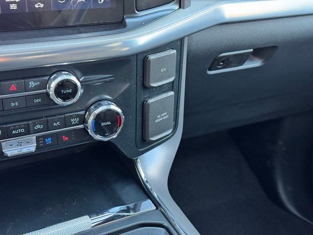 2026 Ford F-150 Lariat w/B&O Unleashed + Twin Panel Roof