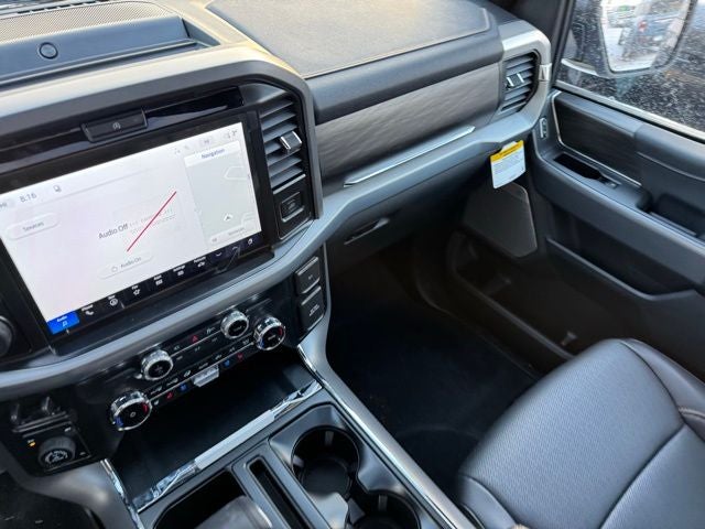 2026 Ford F-150 Lariat w/B&O Unleashed + Twin Panel Roof