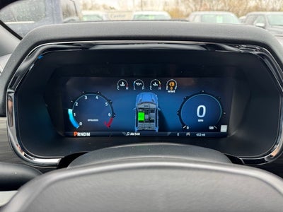 2025 Ford F-150 Lariat w/Tailgate Step