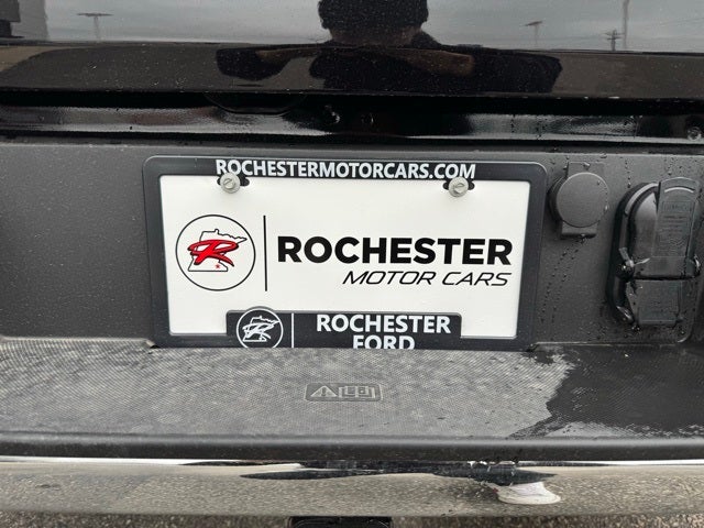 2025 Ford F-150 Lariat w/Tailgate Step