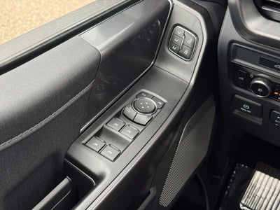 2026 Ford F-150 Lariat w/Twin Panel Moonroof + Pro Access Tailgate