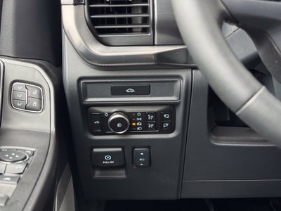 2026 Ford F-150 Lariat w/Twin Panel Moonroof + Pro Access Tailgate