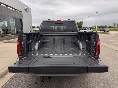 2026 Ford F-150 Lariat w/Twin Panel Moonroof + Pro Access Tailgate