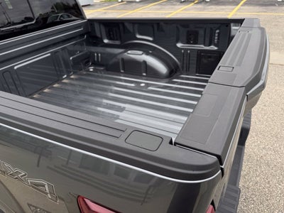 2026 Ford F-150 Lariat w/Twin Panel Moonroof + Pro Access Tailgate