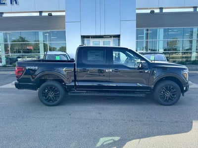 2026 Ford F-150 Lariat w/Twin Panel Roof + FX4 Pkg