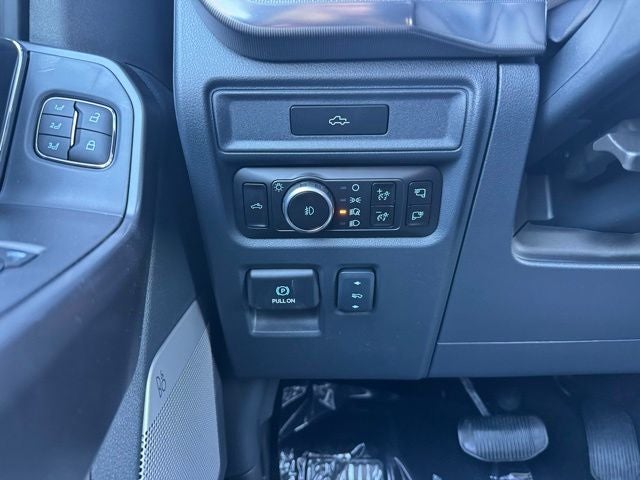 2026 Ford F-150 Lariat w/Twin Panel Roof + Pro Access Tailgate