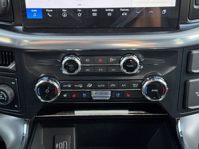 2026 Ford F-150 Lariat w/FX4 Pkg