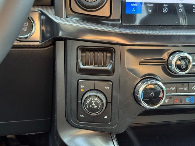 2026 Ford F-150 Lariat w/FX4 Pkg