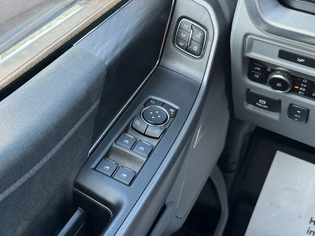 2026 Ford F-150 Lariat w/FX4 Pkg