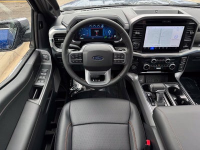 2026 Ford F-150 Lariat w/Twin Panel Roof + FX4 Pkg