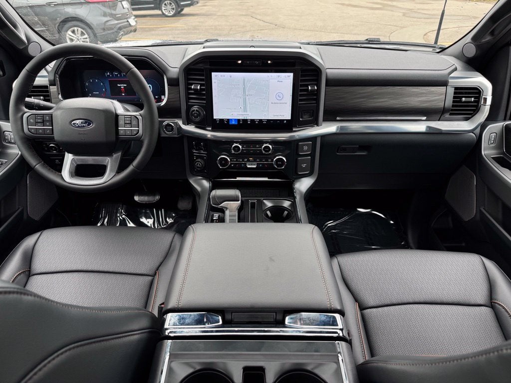 2026 Ford F-150 Lariat w/Twin Panel Roof + FX4 Pkg