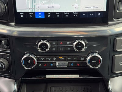 2026 Ford F-150 Lariat w/Twin Panel Roof + FX4 Pkg