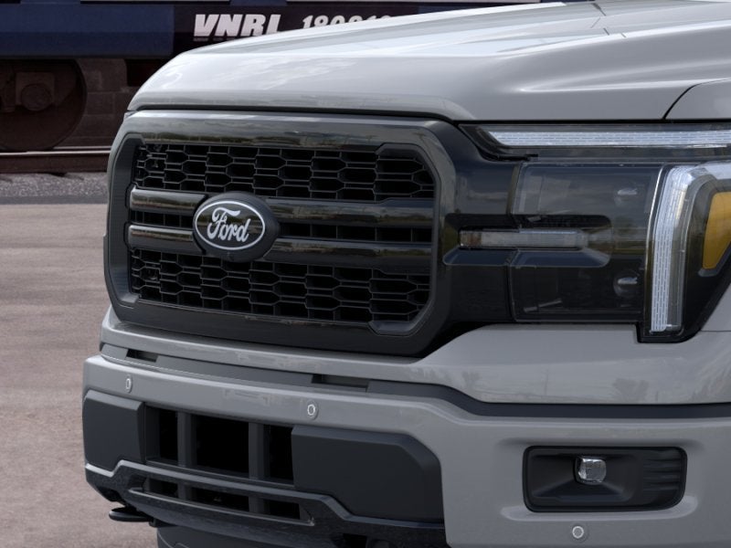 2026 Ford F-150 Lariat w/Max Tow + Twin Panel Roof