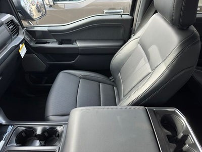 2026 Ford F-150 Lariat w/Black App Pkg