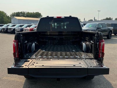 2026 Ford F-150 Platinum w/FX4 Pkg