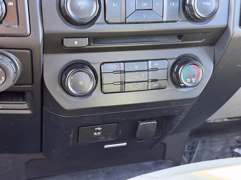 2018 Ford F-150 XL w/8'Bed