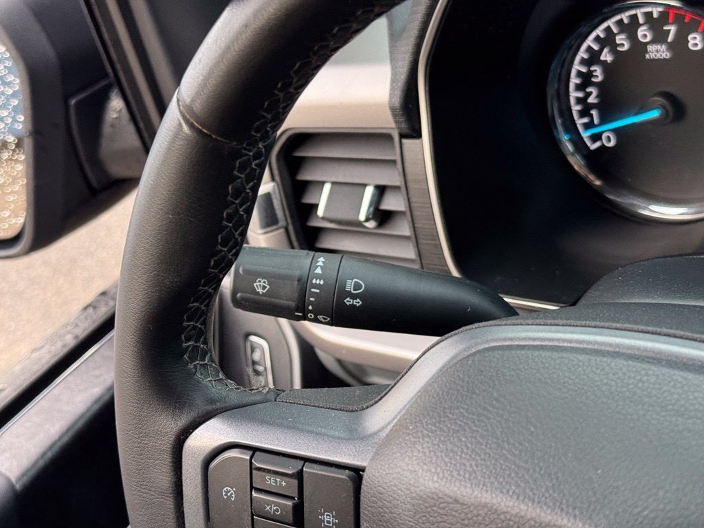 2023 Ford F-150 XLT w/8' Bed