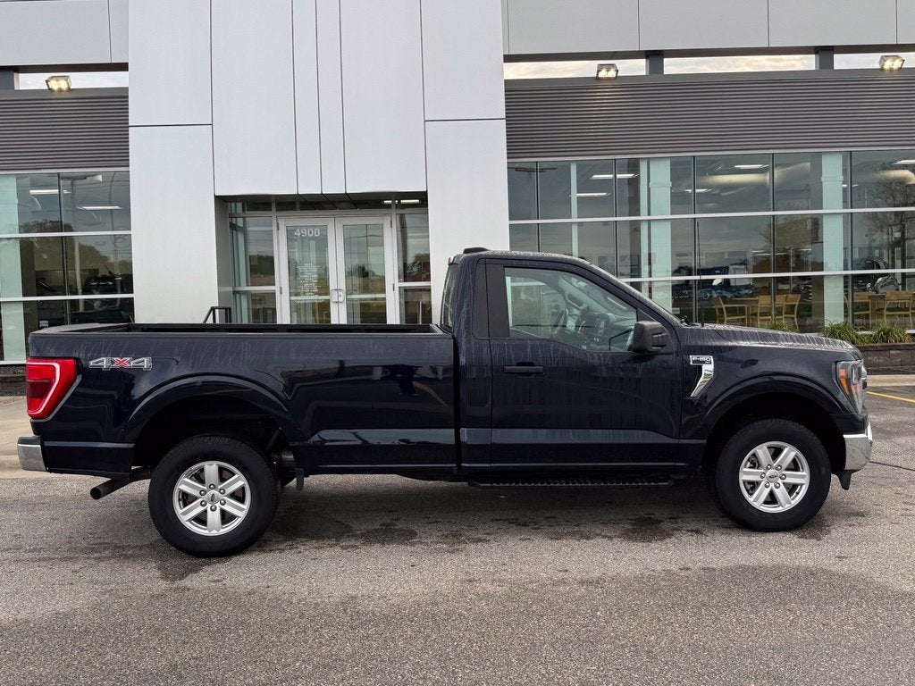 2023 Ford F-150 XLT w/8' Bed