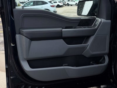 2023 Ford F-150 XLT w/8' Bed