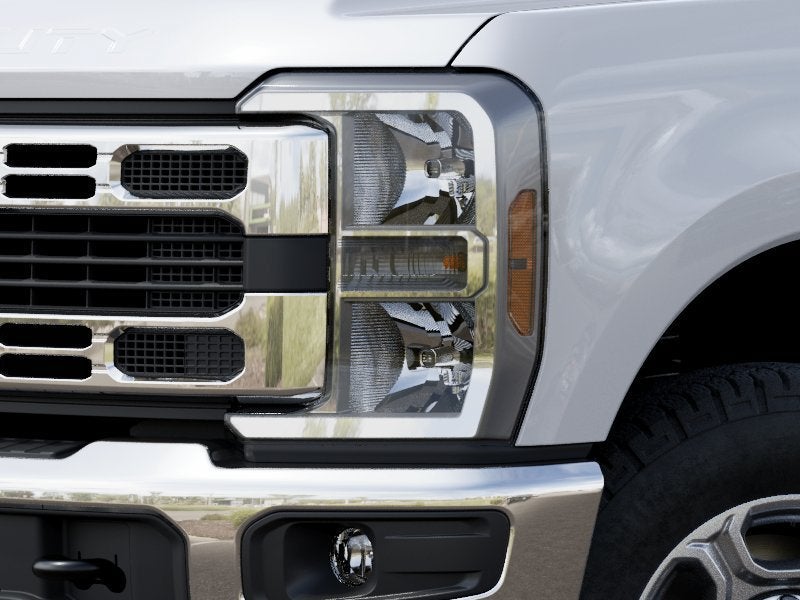 2027 Ford F-350SD XLT w/ 360 Camera Pkg and Spray In Bed Liner