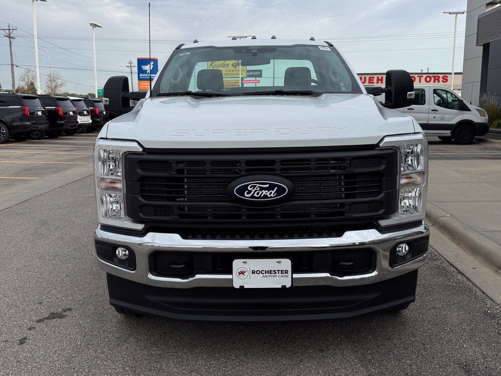 2027 Ford F-350SD XL