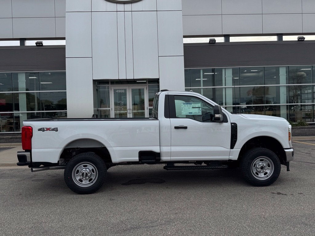 2027 Ford F-350SD XL