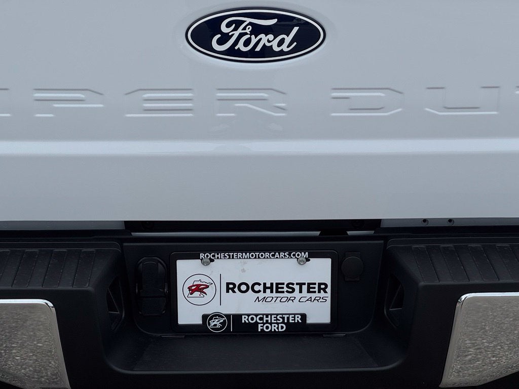 2027 Ford F-350SD XL