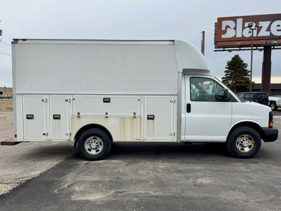 2016 Chevrolet Express 3500 Work Van Cutaway