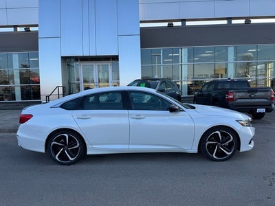 2022 Honda Accord Sport Special Edition w/ Intelligent Access + Adaptive Cruise