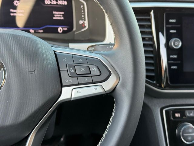 2023 Volkswagen Atlas 3.6L V6 SE w/Technology