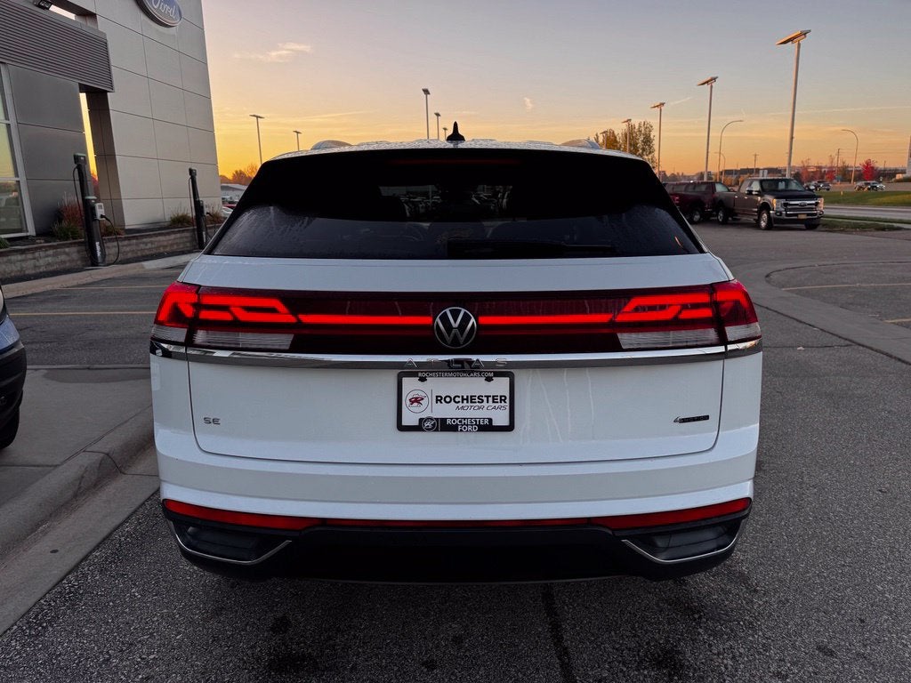 2024 Volkswagen Atlas Cross Sport 2.0T SE