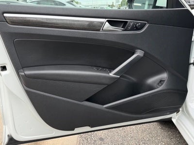 2018 Volkswagen Passat 2.0T SE