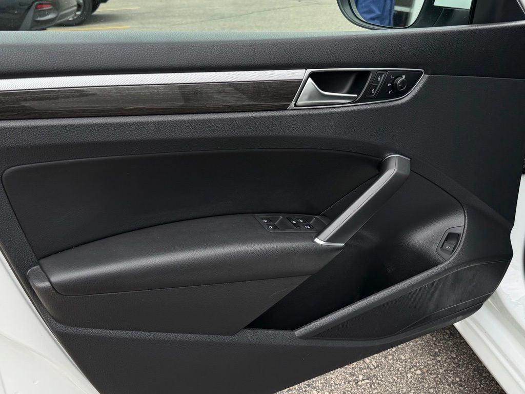 2018 Volkswagen Passat 2.0T SE