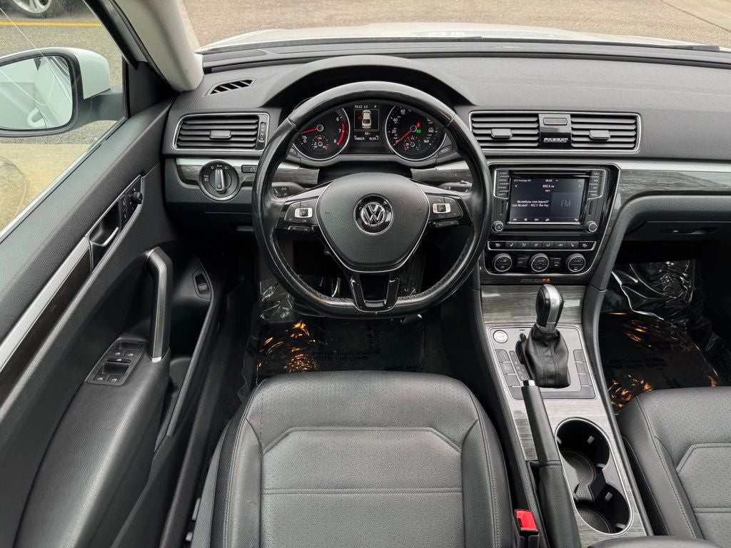 2018 Volkswagen Passat 2.0T SE