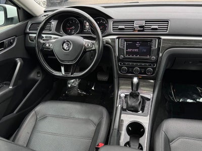 2018 Volkswagen Passat 2.0T SE