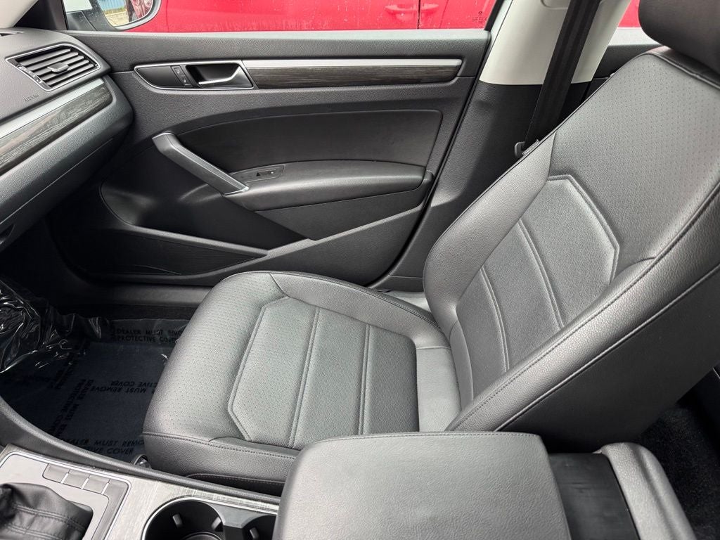 2018 Volkswagen Passat 2.0T SE