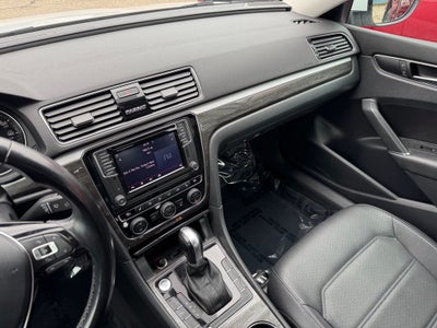 2018 Volkswagen Passat 2.0T SE