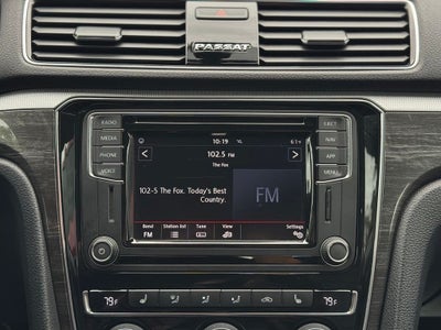2018 Volkswagen Passat 2.0T SE