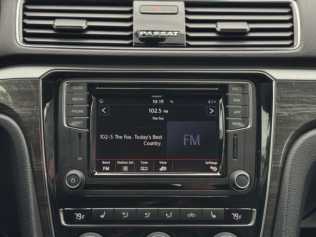 2018 Volkswagen Passat 2.0T SE