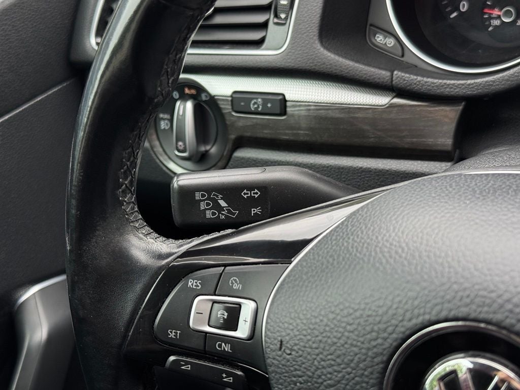 2018 Volkswagen Passat 2.0T SE