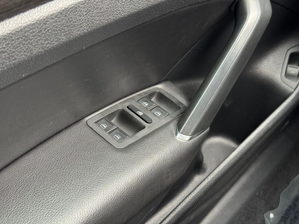 2018 Volkswagen Passat 2.0T SE